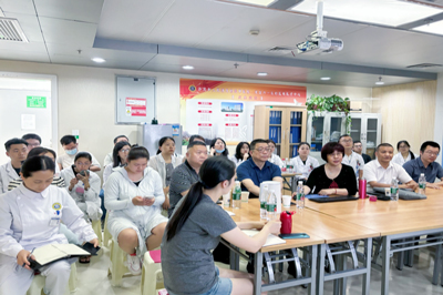 北京安貞南充醫(yī)院成功舉辦核心臟病學臨床應用推介會北京安貞醫(yī)院核醫(yī)學科主任張曉麗前來授課220.jpg